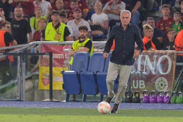 迪巴拉69秒解救罗马3比0大胜穆帅为何一直开骂? 4 迪巴拉69秒解救罗马3比0大胜穆帅为何一直开骂?