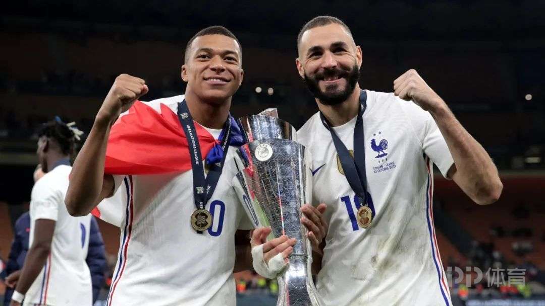 专访丨姆巴佩我会获得金球奖代表巴黎 15 专访丨姆巴佩我会获得金球奖代表巴黎