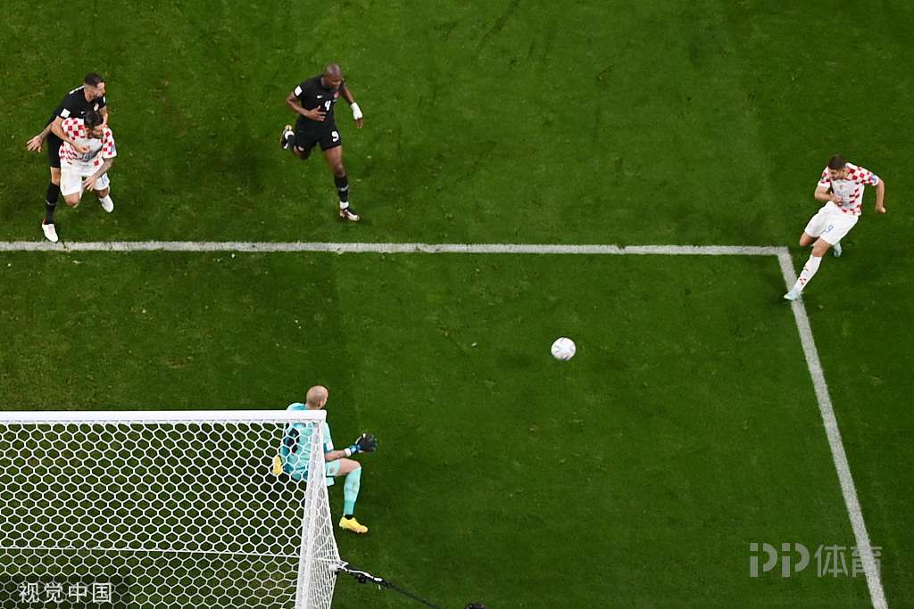 世界杯-克罗地亚4-1逆转加拿大 克拉马里奇双响阿芳2分钟闪击 7 世界杯-克罗地亚4-1逆转加拿大 克拉马里奇双响阿芳2分钟闪击