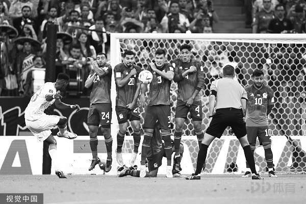 世界杯-墨西哥2-1沙特净胜球劣势无缘出线 马丁、查韦斯破门 多萨里建功 5 世界杯-墨西哥2-1沙特净胜球劣势无缘出线 马丁、查韦斯破门 多萨里建功