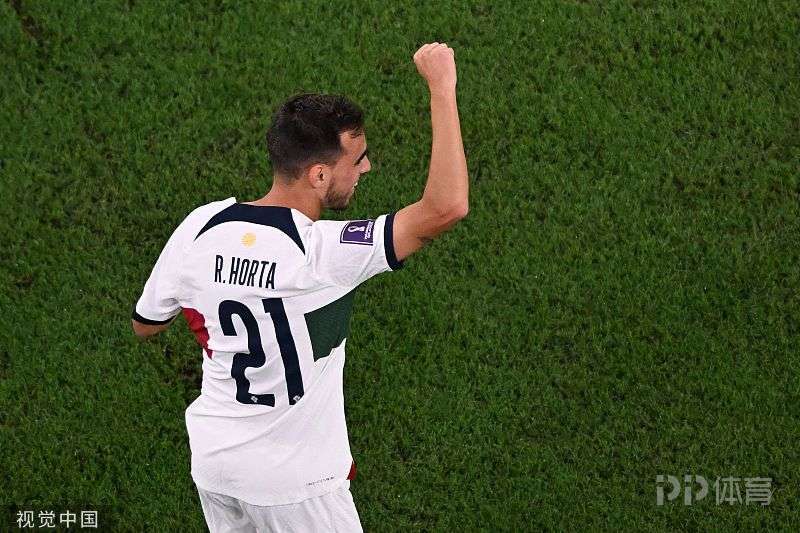 世界杯-韩国2-1逆转葡萄牙压哨出线 孙兴慜助攻黄喜灿绝杀 3 世界杯-韩国2-1逆转葡萄牙压哨出线 孙兴慜助攻黄喜灿绝杀