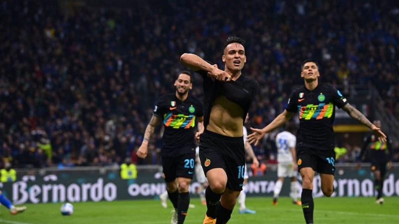 华体会体育成为国际米兰的官方博彩合作伙伴 2 意甲第32轮 国际米兰 2-0 维罗纳